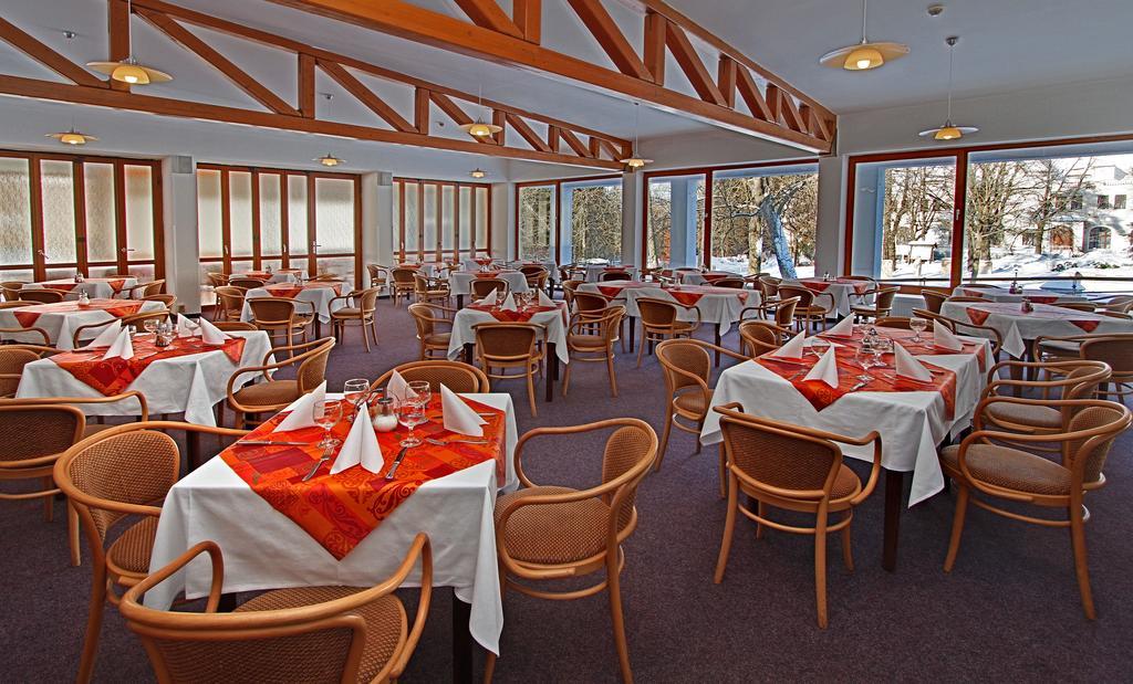 Mariánské Lázně Hotel Krakonos מראה חיצוני תמונה